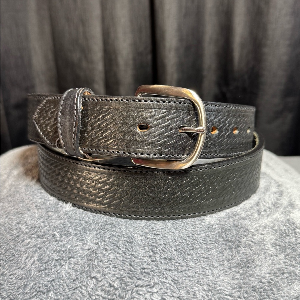 Men's Black Textured Leather Belt